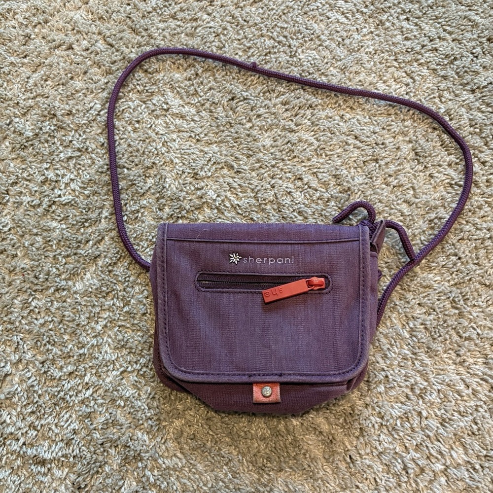 Sherbani Women's Small Crossbody Bag‎ Purse Magnetic Close Clean